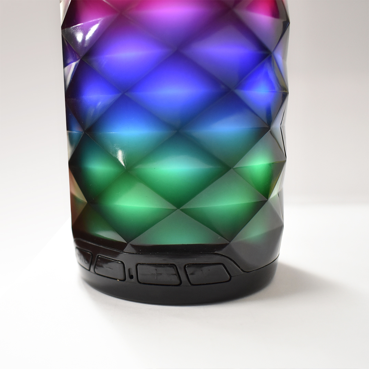 Axess bluetooth crystal deals speaker